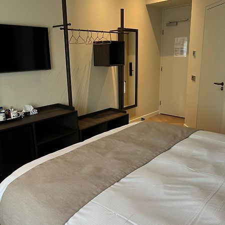 Boutique Hotel Herbergh Amsterdam Airport Free Parking Badhoevedorp Extérieur photo
